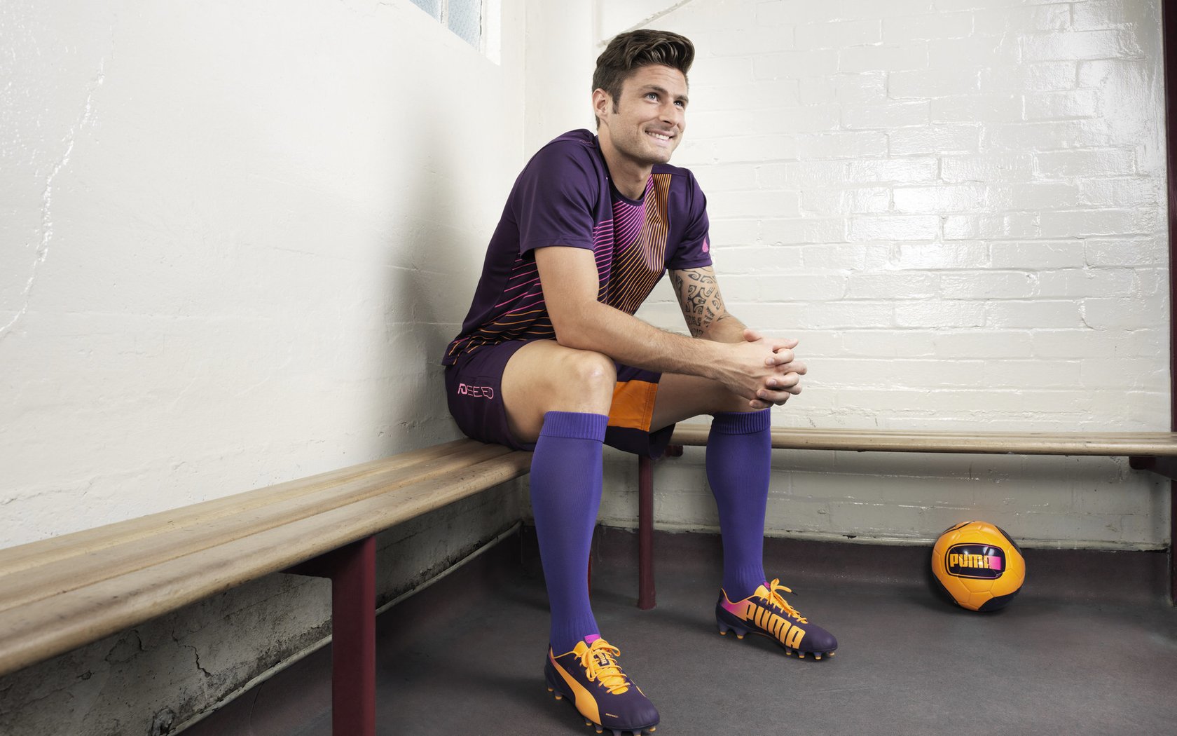 加勒比风暴席卷北欧,迪巴拉关键一击,牙买加历史性斩落挪威