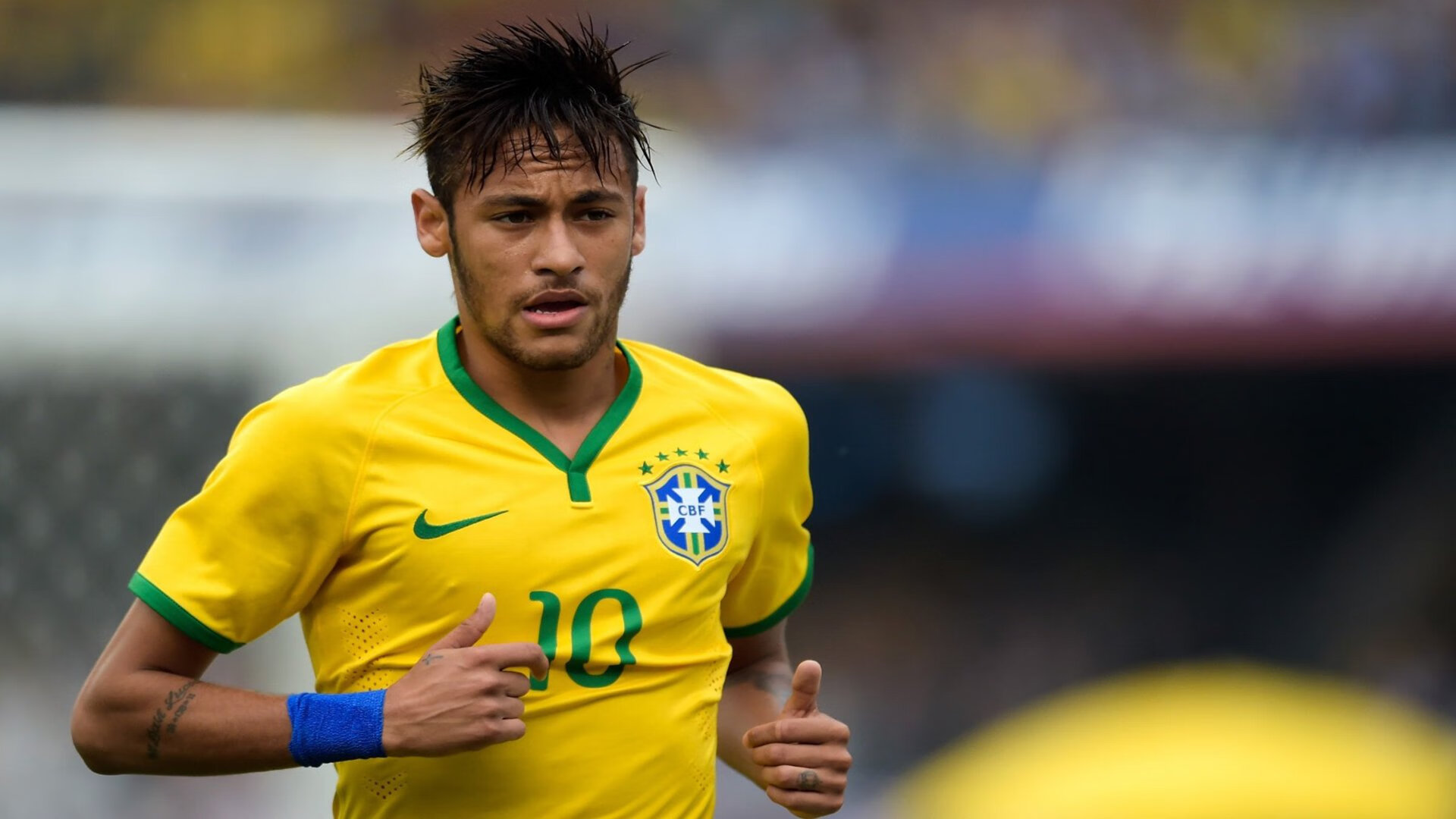沙漠绿洲的孤勇，2026世界杯，阿方索·戴维斯如何用一己之力改写越南与卡塔尔的八分之一宿命